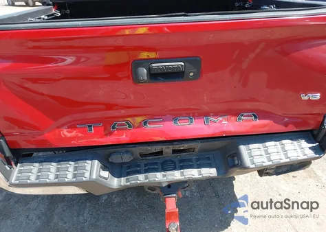 2017 Toyota Tacoma Sr5 V6 z USA, uszkodzony, nr VIN 5TFAZ5CN8HX049738